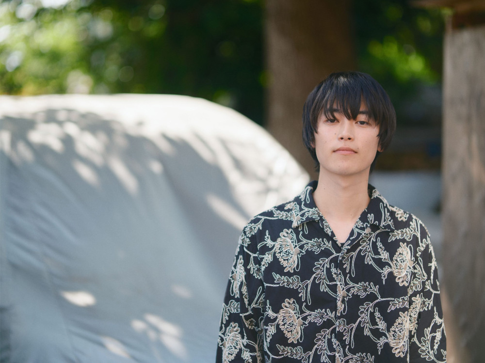 NiEWにてやまもとはるとのインタビューが公開中！